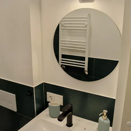 아파트 Cosy Flat In Centre Of *