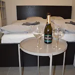 Cosy Flat In Centre Of
